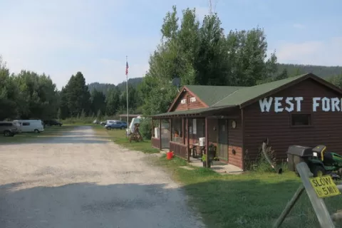 West Fork Cabins & RV