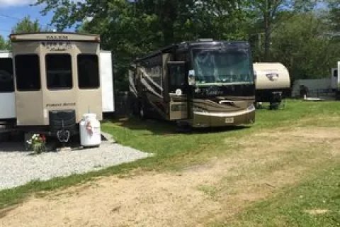 Flaggs RV Resort