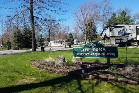 Pere Marquette Oaks Condominium RV Resort